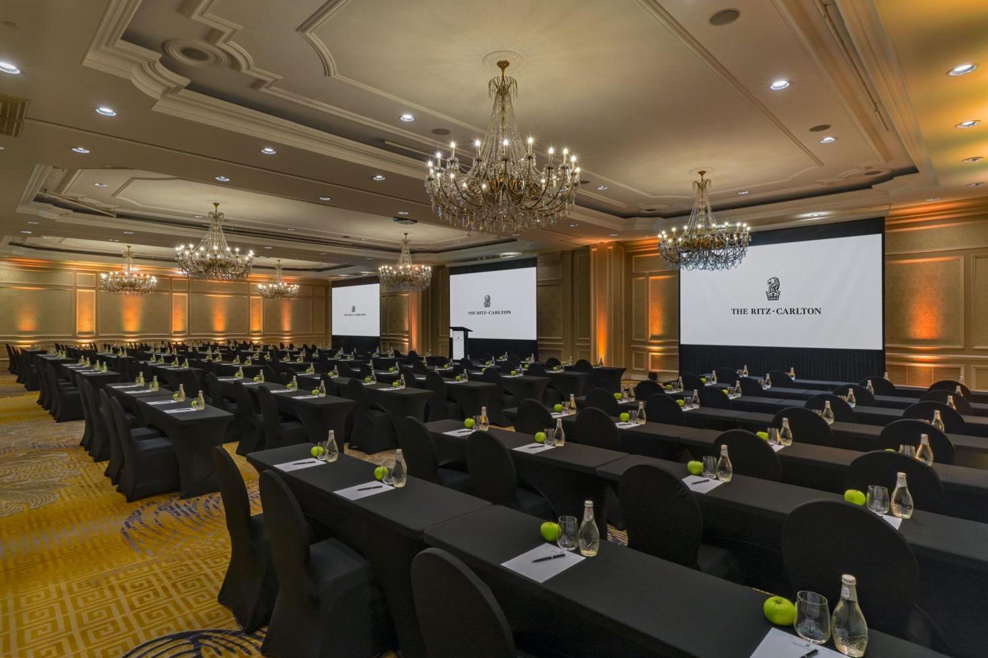 The Ritz-Carlton, Santiago Hotel Exterior foto